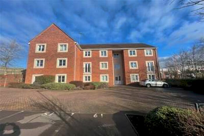 2 Bedroom Flat To Rent In Railway View, Hednesford, WS12