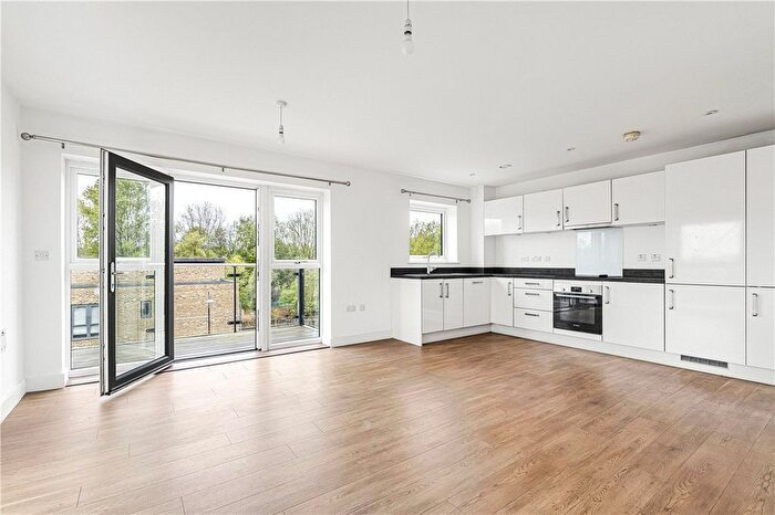 2 Bedroom Flat To Rent In Atlas Way, Oakgrove, Milton Keynes, Buckinghamshire, MK10