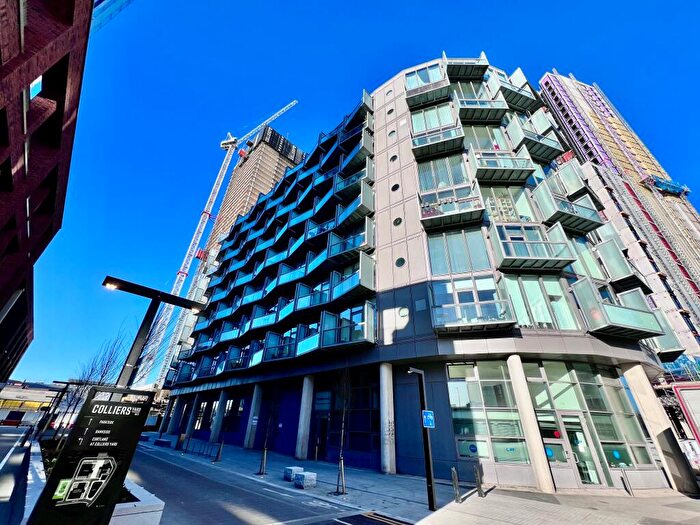 Flat To Rent In Abito, Salford, M3