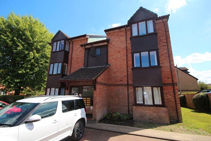 Studio To Rent In Manor Fields, Horsham, RH13