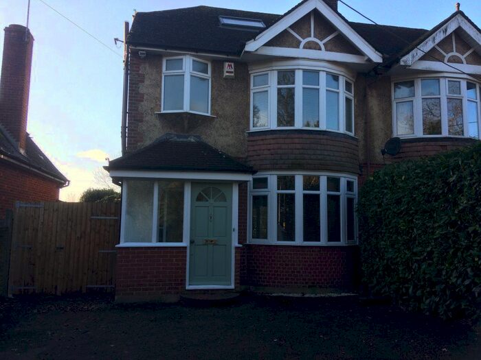 4 Bedroom Property To Rent In Chaul End Road, Luton, LU1