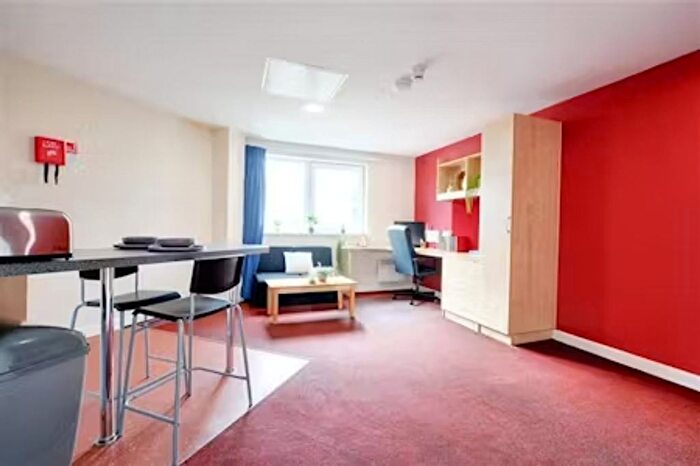 1 Bedroom Flat To Rent In Midland Way, Nottingham, NG7