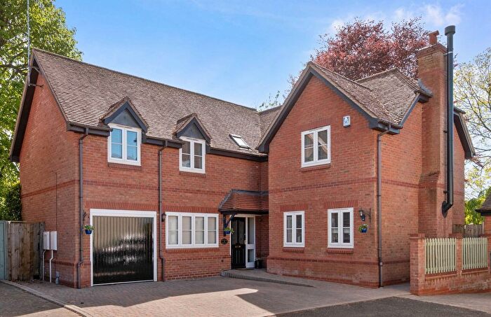 5 Bedroom Detached House For Sale In Cove Gardens, Northwick, Worcester., WR3