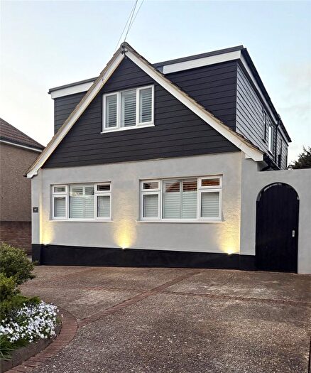 4 Bedroom Detached House For Sale In Cheapside East, Rayleigh, Essex, SS6