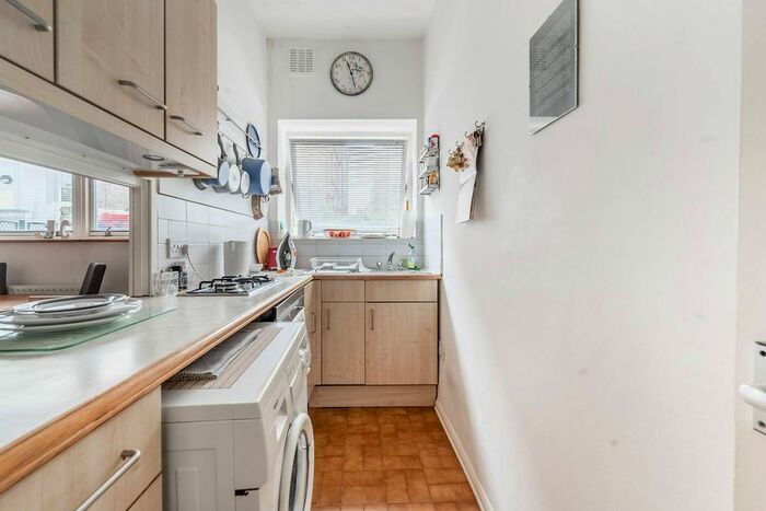 Studio To Rent In Old Church Street, Chelsea, London, SW3