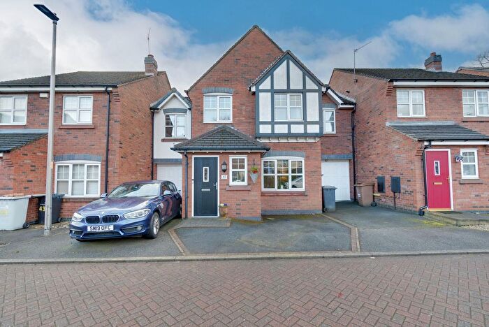 4 Bedroom Link Detached House For Sale In Sunnymill Drive, Sandbach, CW11