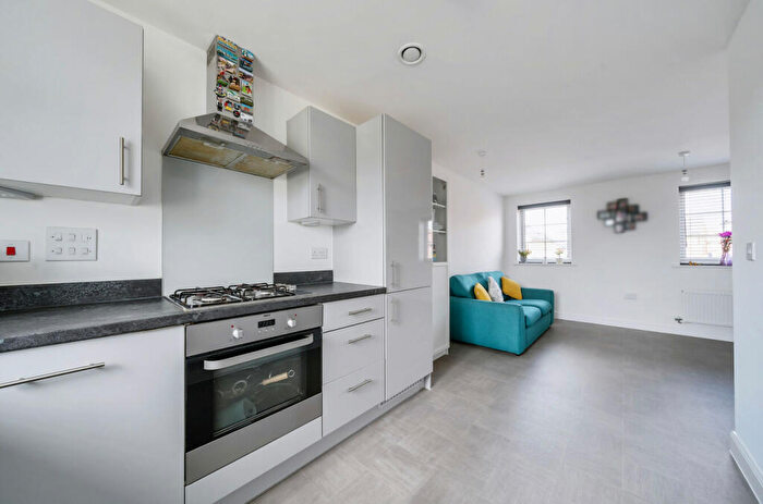 2 Bedroom Apartment To Rent In Fieldfare Way, Harlow, Essex, CM17