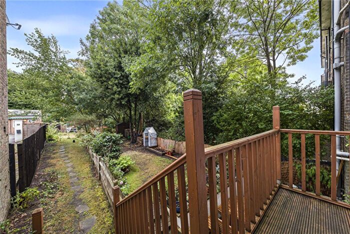 1 Bedroom Flat For Sale In Lee High Road, London, SE12