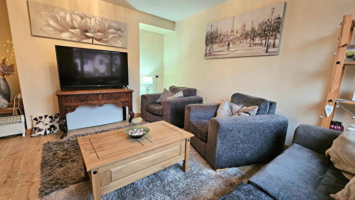 3 Bedroom Terraced House For Sale In Stourbridge, Norton, Lavender Lane, DY8