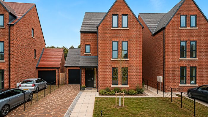 5 Bedroom Detached House To Rent In Mara Drive, Northwich, CW8