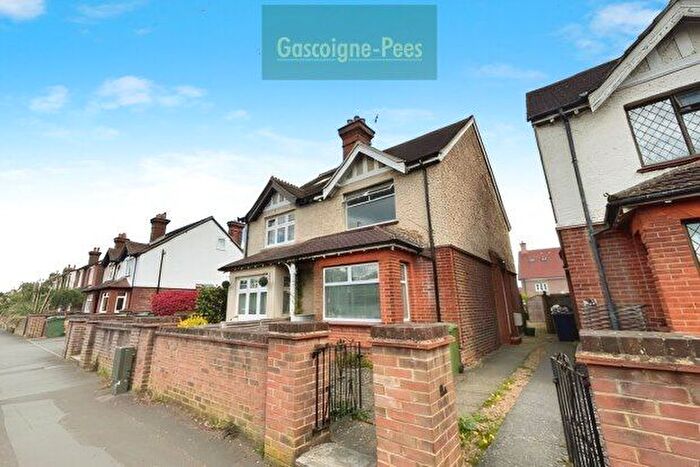 3 Bedroom Property To Rent In Woking Road, Guildford, GU1