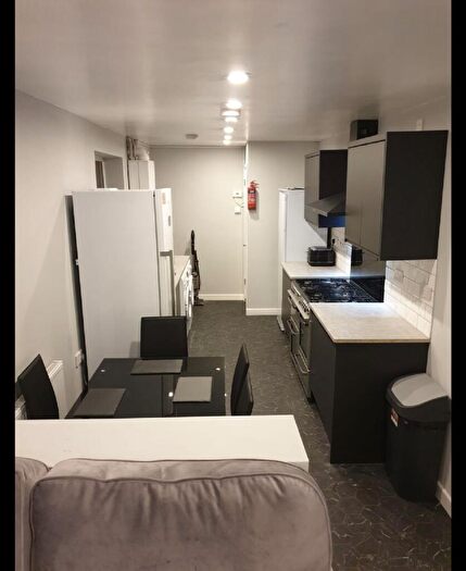 1 Bedroom House To Rent In Hubert Road, Selly Oak, Birmingham, West Midlands, B29