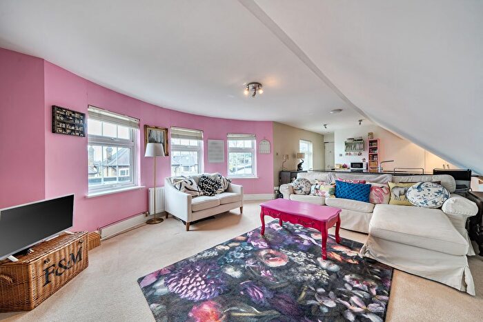 1 Bedroom Flat For Sale In Coach House Mews, London, SE23