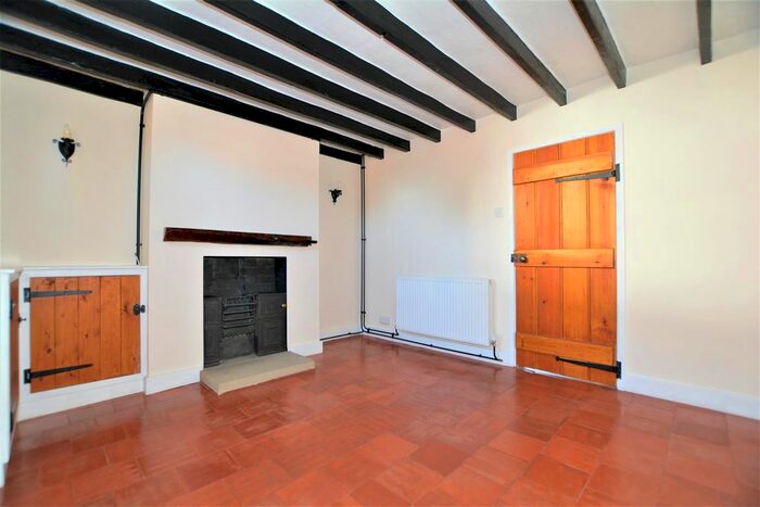 2 Bedroom Cottage To Rent In Mill Gate, Newark, NG24
