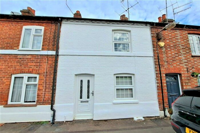 2 Bedroom House To Rent In South Place, SL7