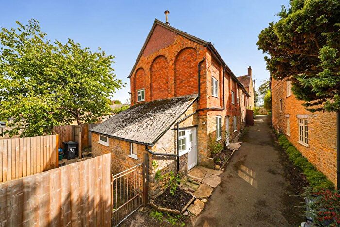 3 Bedroom Terraced House For Sale In Brook Street, Milborne Port, Sherborne, DT9
