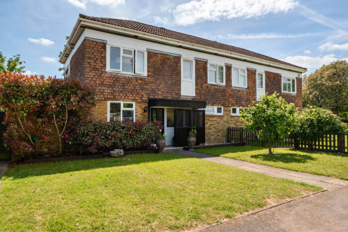 3 Bedroom Semi Detached House For Sale In Chattenden Lane, Chattenden, Rochester, ME3