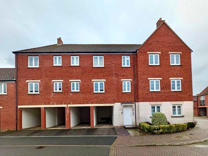 2 Bedroom Flat For Sale In Mulholland Way, Highbridge, TA9