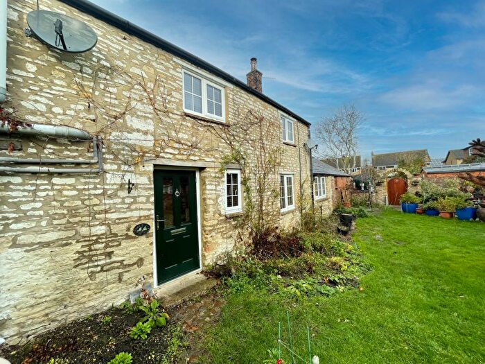 2 Bedroom Cottage To Rent In The Tap Yard, Stoke Goldington, MK16