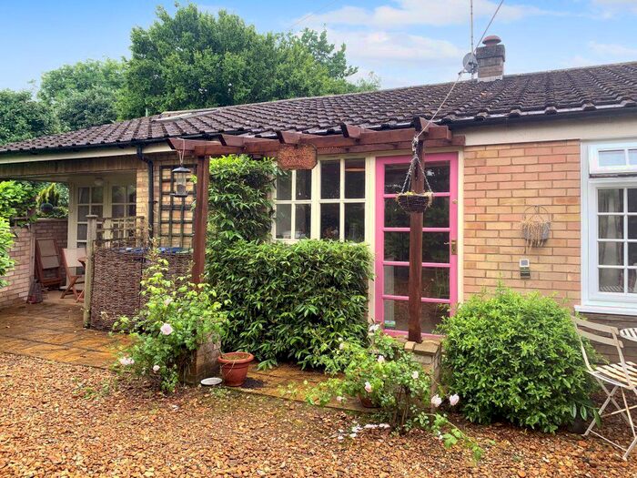 1 Bedroom Bungalow To Rent In Margetts, Hemingford Grey, Huntingdon PE28