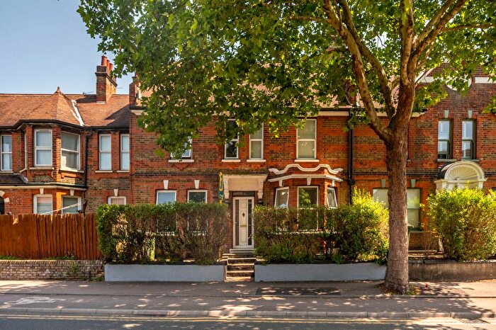 5 Bedroom Terraced House For Sale In Blackhorse Road, Walthamstow, London, E17