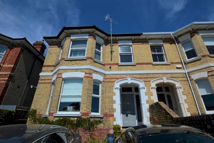 1 Bedroom Flat To Rent In One Bedroom Flat With Parking, Woodbury Park Road, Tunbridge Wells TN4