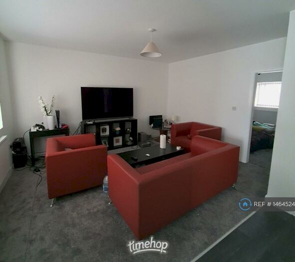 3 Bedroom Detached House To Rent In Rowan Tree, Oldham, OL8