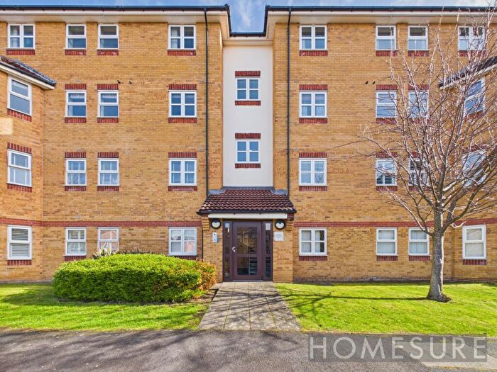 2 Bedroom Flat For Sale In Lentworth Court, Liverpool, Merseyside, L17