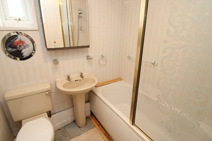 2 Bedroom Detached Bungalow For Sale In Marldon Grove, Marldon, Paignton, TQ3