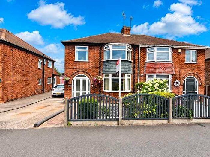3 Bedroom Semi-Detached House For Sale In Shelford Avenue, Kirkby In Ashfield, NG17