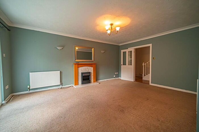 2 Bedroom Apartment For Sale In Stow Park Crescent, Hafod Court, NP20