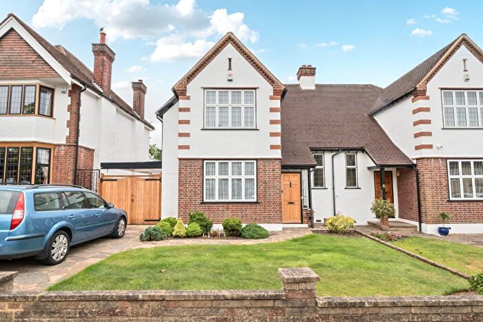 3 Bedroom Semi-Detached House For Sale In Highfield Drive, West Wickham, Kent, BR4