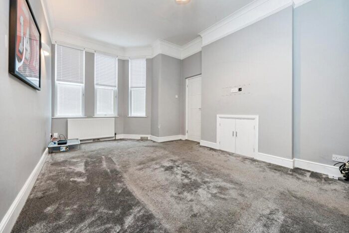1 Bedroom Flat For Sale In Lansdowne Road, Bedford, Bedfordshire, MK40