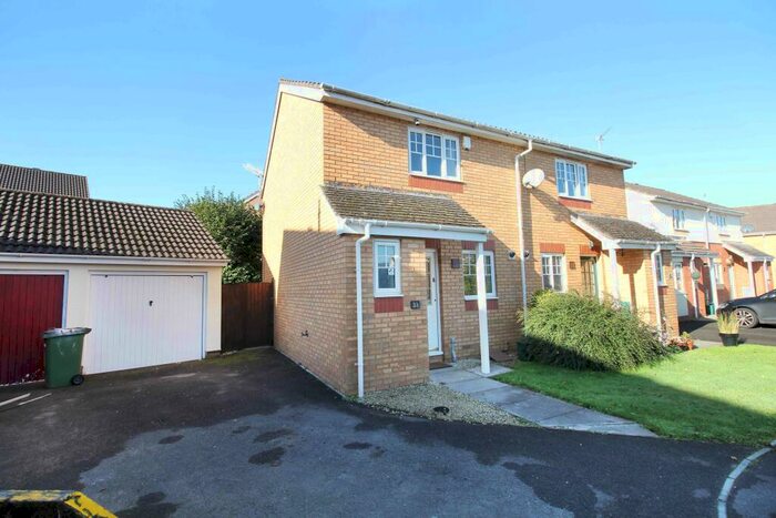 2 Bedroom Semi-Detached House To Rent In Dol-y-Llan, Miskin, CF72