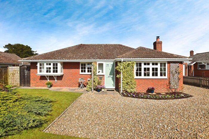 3 Bedroom Bungalow For Sale In Homington Road, Homington, Salisbury ***Video Tour***, SP5