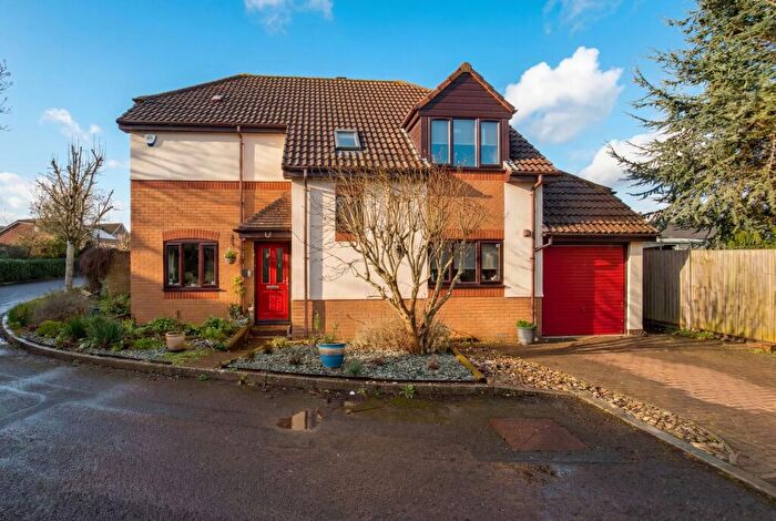 4 Bedroom Detached House For Sale In Russett Grove, Nailsea, BS48