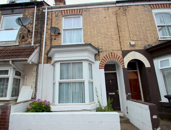 2 Bedroom Terraced House To Rent In Grafton Street, Hull, HU5