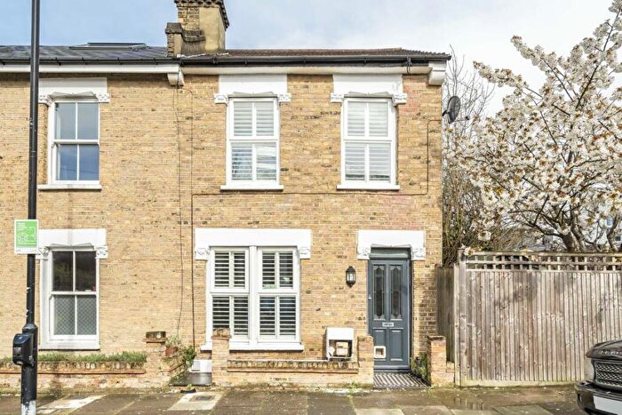 2 Bedroom Detached House To Rent In Balchier Road, East Dulwich, SE22