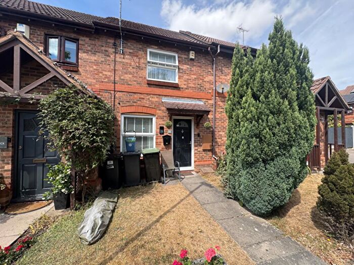 2 Bedroom Terraced House To Rent In Prestwick Close, Luton, LU2