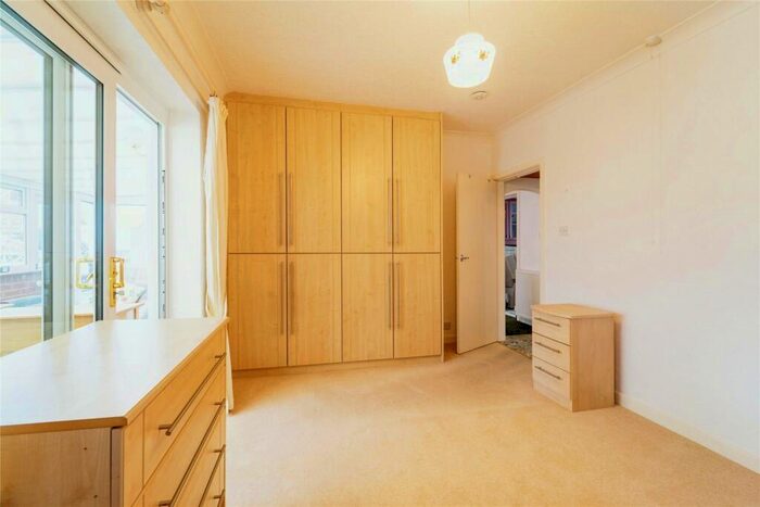 2 Bedroom Bungalow For Sale In Dyneley Avenue, Cliviger, Lancashire, BB10