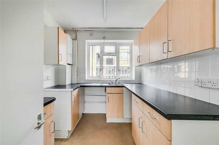 2 Bedroom Flat To Rent In Robinson Court, St Marys Path, N1