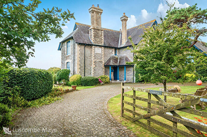 5 Bedroom Detached House To Rent In Noss Mayo, Devon, PL8