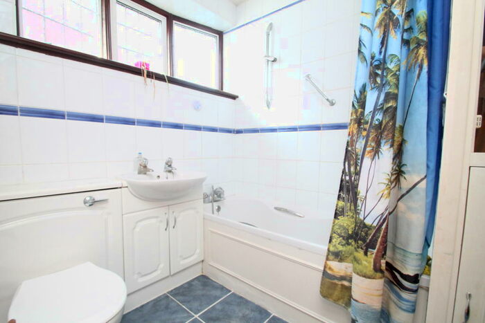 3 Bedroom House To Rent In Exford Road, Lee, SE12