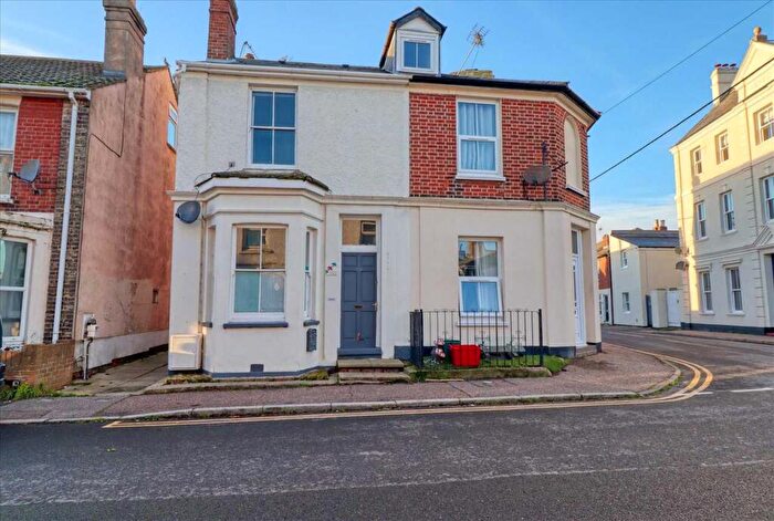 3 Bedroom Semi-Detached House For Sale In New Street, Brightlingsea, CO7