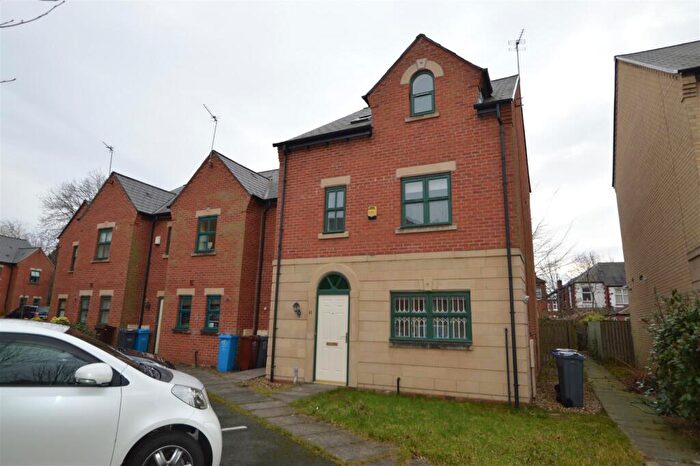 4 Bedroom House To Rent In Schuster Road, Victoria Park, Manchester, M14