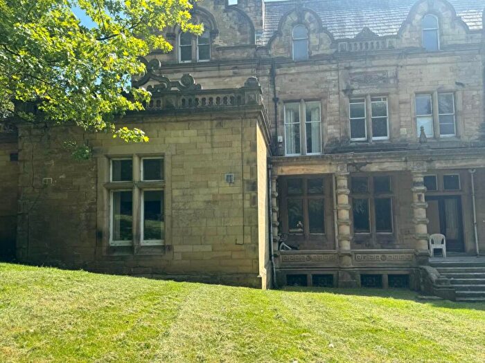 1 Bedroom Flat To Rent In Woodleigh Hall Mews, Knott Lane, Rawdon, LS19
