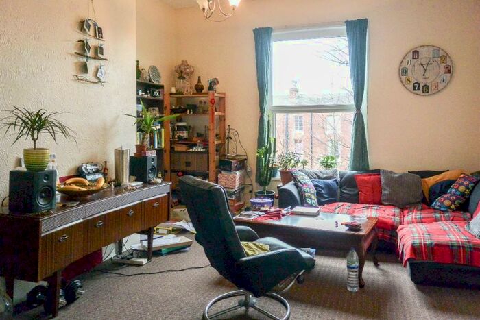 1 Bedroom Flat To Rent In Midland Road, Leeds, West Yorkshire, LS6