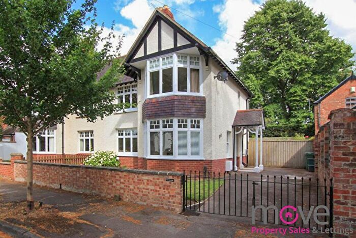 3 Bedroom Semi Detached House To Rent In Cranham Road, Cheltenham, GL52