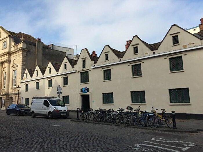 4 Bedroom Flat To Rent In Saint Nicholas Almshouse, King Street, Bristol, BS1