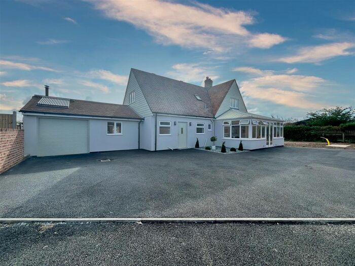 4 Bedroom Detached House To Rent In Ipswich Road, Newbourne, Woodbridge, IP12